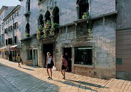 Vila 1318-1027