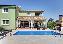 Vila 1318-957