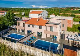 Vila 1318-1047