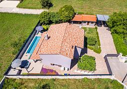 Vila 1318-1093