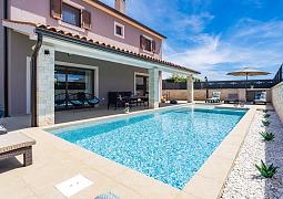 Vila 1318-1093