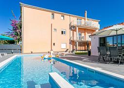 Apartmány 3298-6561