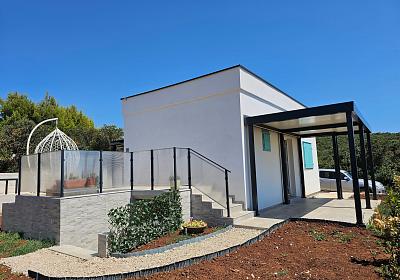 Robinzonáda 3298-7317