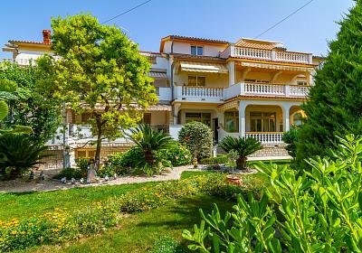 Apartmány 3298-7593