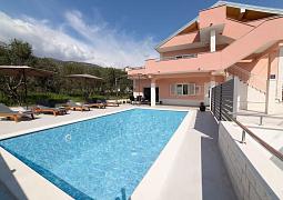Apartmány 3298N-7811
