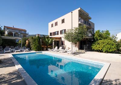 Apartmány 3298N-8040