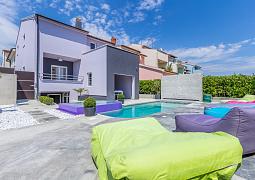 Vila 1318-670