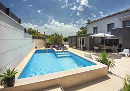 Vila 1318-680
