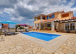 Vila 1318-499
