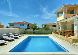 Vila 1318-499