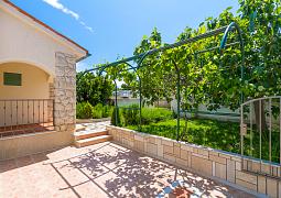 Vila 1318-524