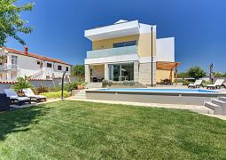Vila 1318-858
