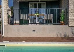 Vila 1318-805