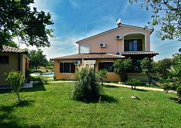 Vila 1318-767