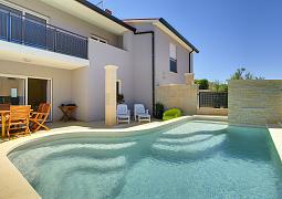Vila 1318-859
