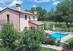 Vila 1318-495