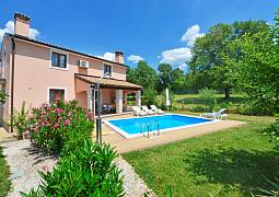 Vila 1318-495
