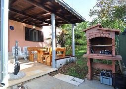 Vila 1318-823