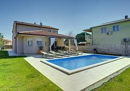 Vila 1318-875
