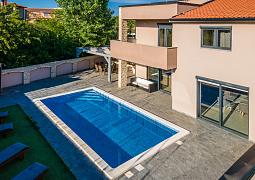 Vila 1318-902