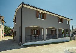 Vila 1318-906