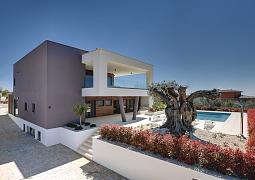 Vila 1318-972