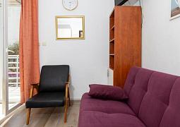 Studio AS-8710-a