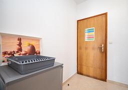 Studio AS-9365-a