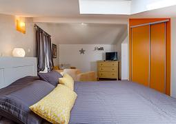 Studio AS-2505-a