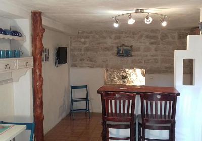 Studio AS-8490-a