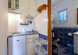 Studio AS-6852-f