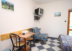 Studio AS-6852-c
