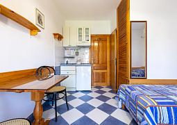 Studio AS-6852-j