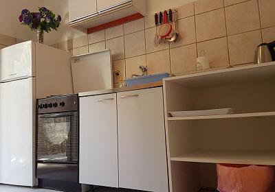 Studio AS-8952-b