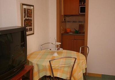 Studio AS-6636-a