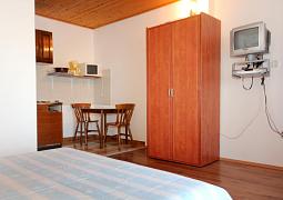 Studio AS-3557-b