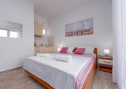 Studio AS-4071-b