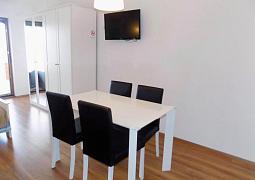 Studio AS-7689-d