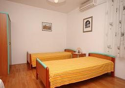 Studio AS-4652-c
