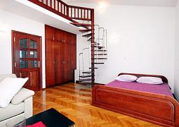 Studio AS-7557-a