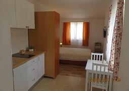 Studio AS-10135-b
