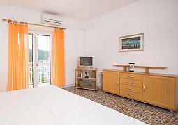 Studio AS-17472-a