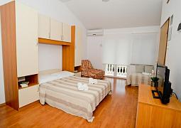 Studio AS-6131-c