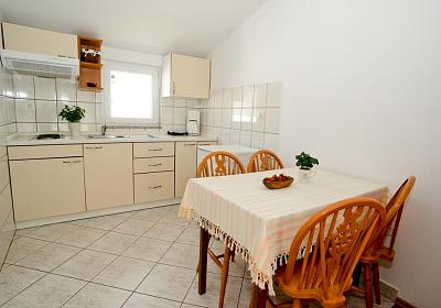 Studio AS-6131-c