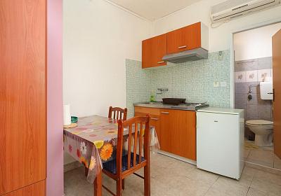 Studio AS-13648-a