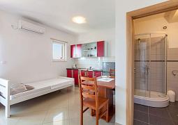 Studio AS-17894-a