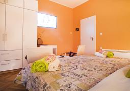 Studio AS-5456-b
