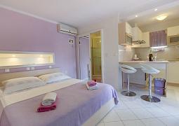 Studio AS-18322-a