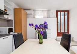 Studio AS-7622-a