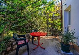 Studio AS-18005-a